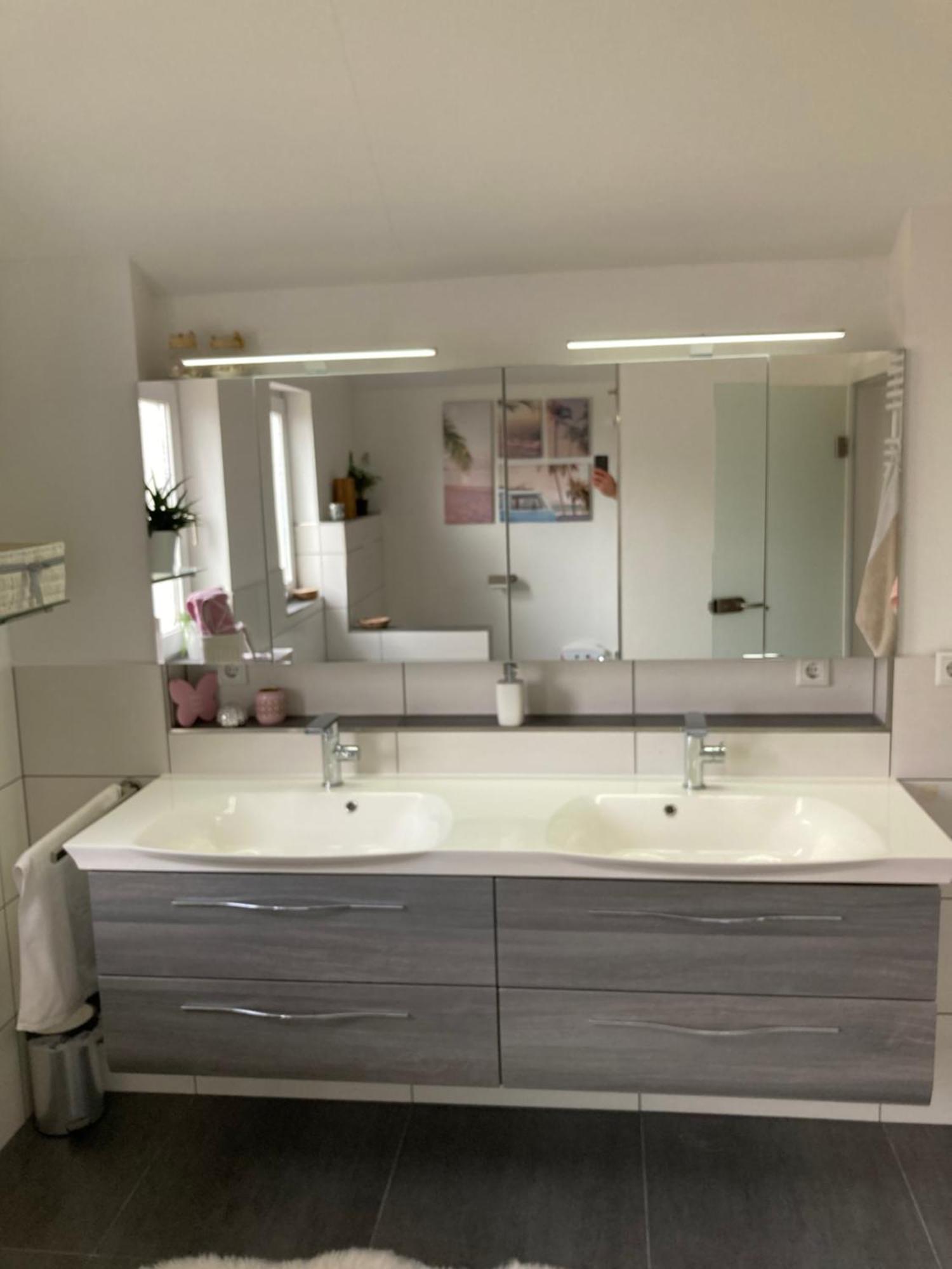 Traumhafte Ferienwohnung Mit See Und Bergsicht Friedrichshafen Ngoại thất bức ảnh