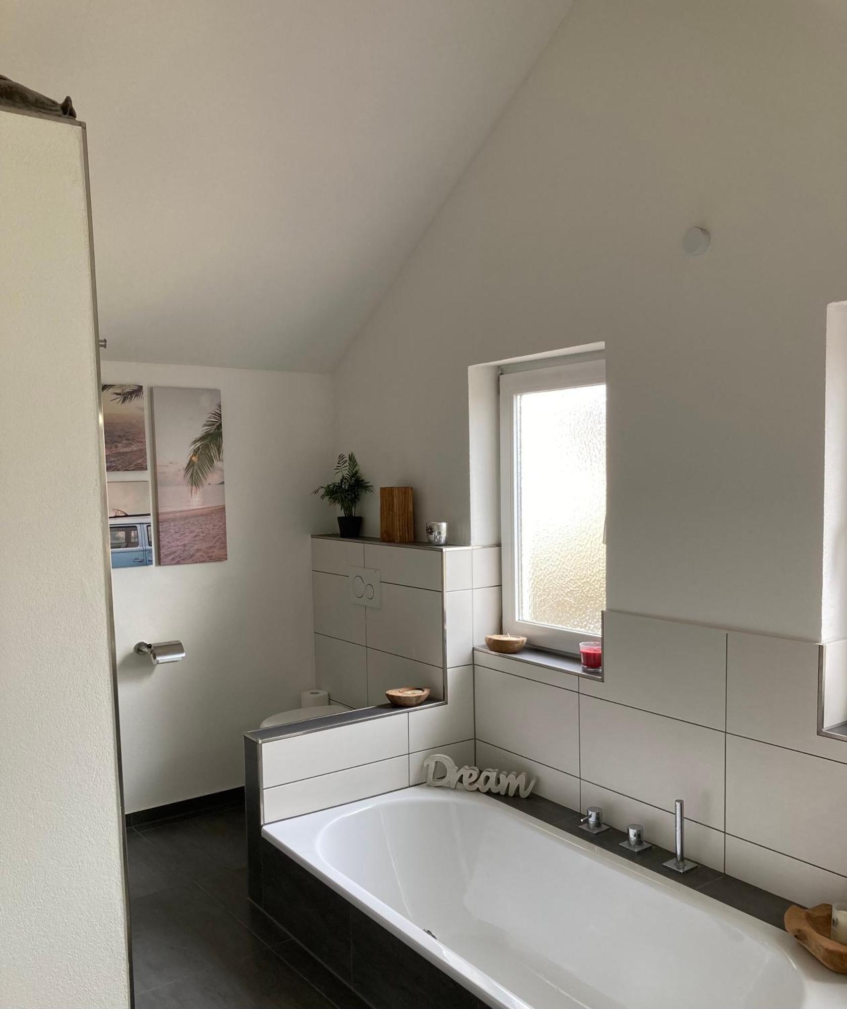 Traumhafte Ferienwohnung Mit See Und Bergsicht Friedrichshafen Ngoại thất bức ảnh