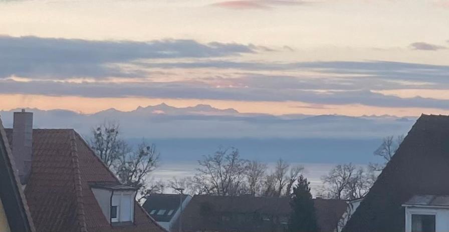 Traumhafte Ferienwohnung Mit See Und Bergsicht Friedrichshafen Ngoại thất bức ảnh