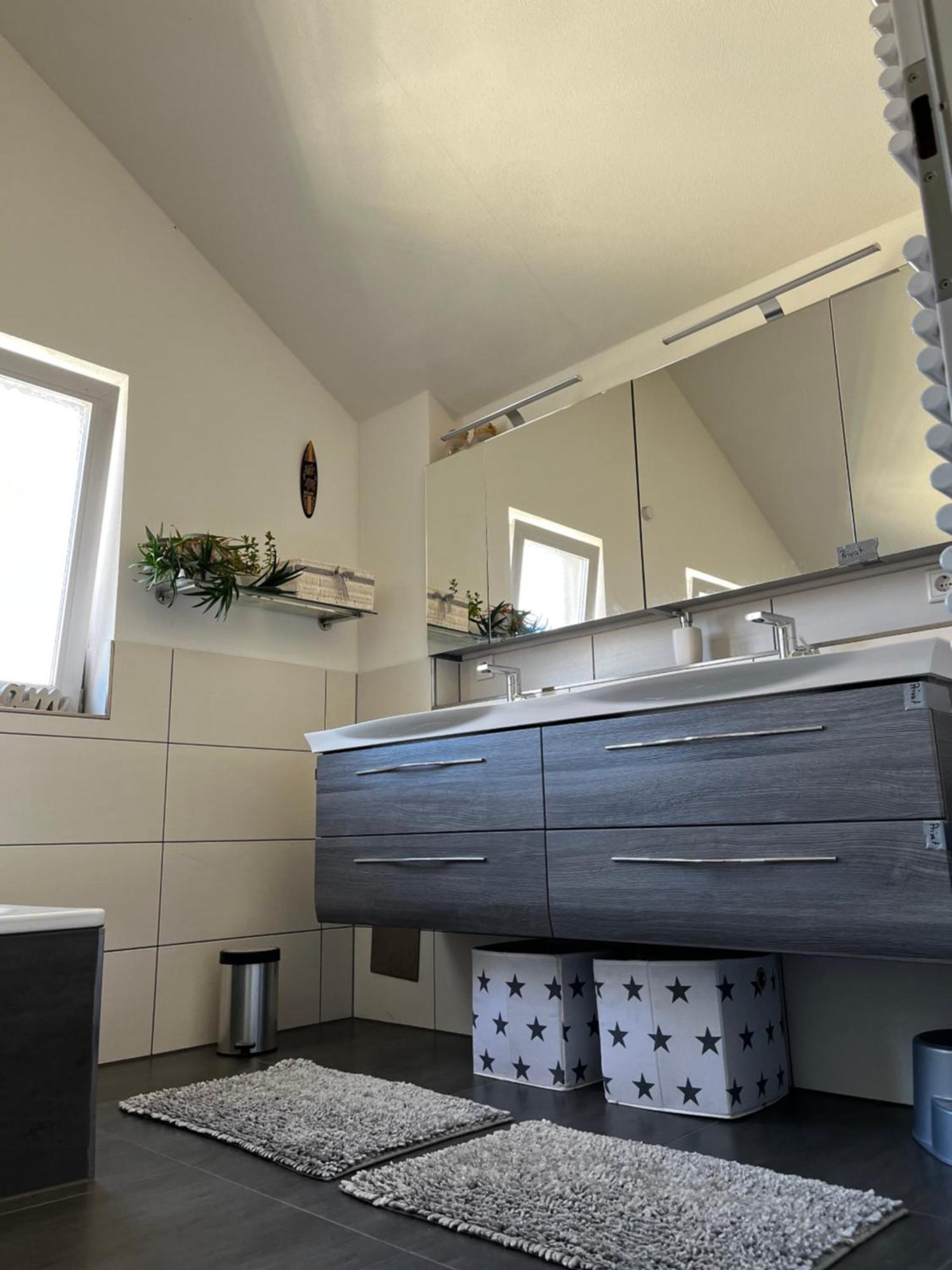 Traumhafte Ferienwohnung Mit See Und Bergsicht Friedrichshafen Ngoại thất bức ảnh